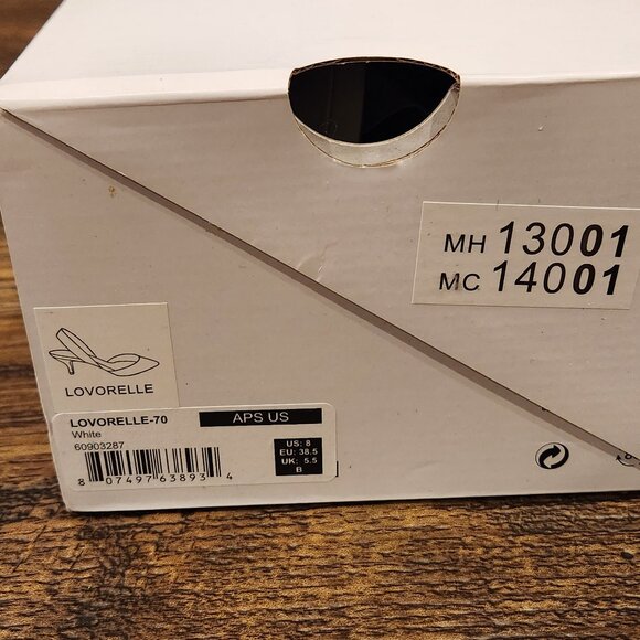 White slingback heels - Picture 3 of 3